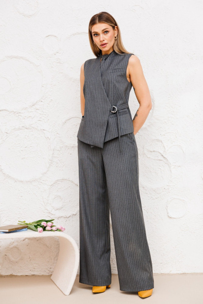 Костюм женский из текстиля, жилет и брюки с галстуком Ambera Style 2059 - фото 3