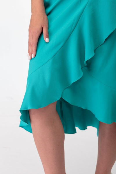 Легкое платье с запахом из текстиля с регулируемыми бретелями Anelli 726 бирюза - фото 3