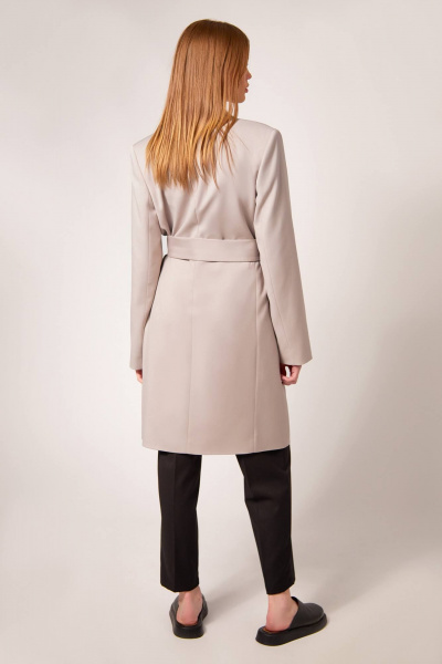 Жакет полуприталённый с рельефами и пряжкой Rivoli 8055.1 пудрово-серый - фото 3