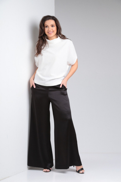 Блуза свободного кроя со спущенным плечом на круглый воротник AXXA 133 И - фото 4