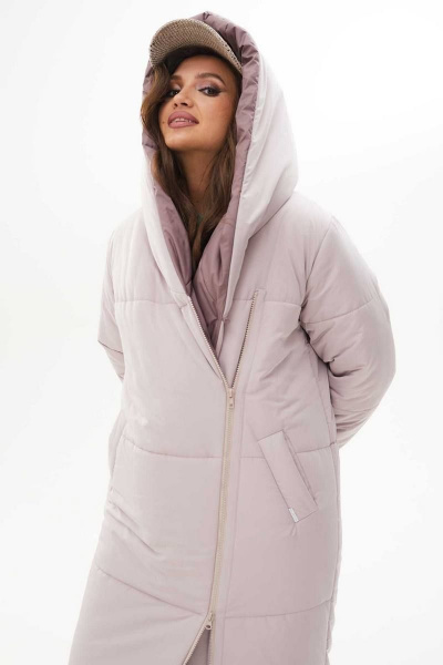 Пальто утепленное прямое с капюшоном из плащевой ткани Mislana С846 розовая_дымка - фото 4