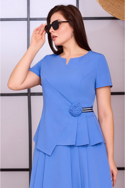 Синяя блуза с фигурным вырезом и юбка на резинке Lissana 4732 - фото 6