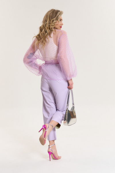 Брючный костюм из текстиля с зауженными брюками и жакетом Anastasia 1088 лаванда - фото 15