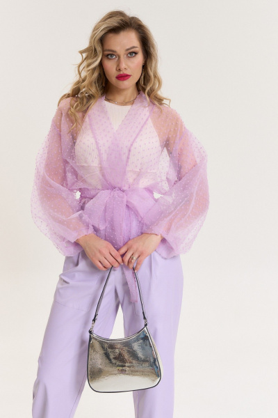 Брючный костюм из текстиля с зауженными брюками и жакетом Anastasia 1088 лаванда - фото 8