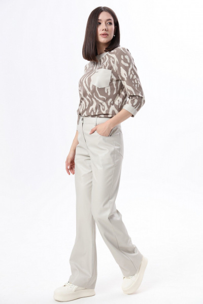 Трикотажный джемпер свободного кроя с карманом из эко-кожи LM М9-1 - фото 4