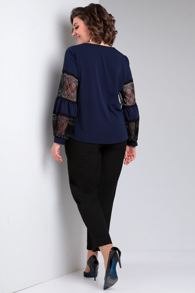 Блуза свободного силуэта с кружевом для повседневного образа Таир-Гранд 62370 темно-синий - фото 5