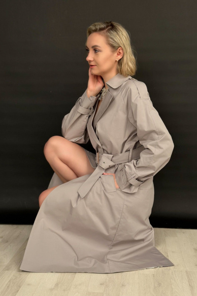 Плащ из плащёвой ткани с пуговицами и поясом S.O.L O Me М-1512 капучино - фото 2