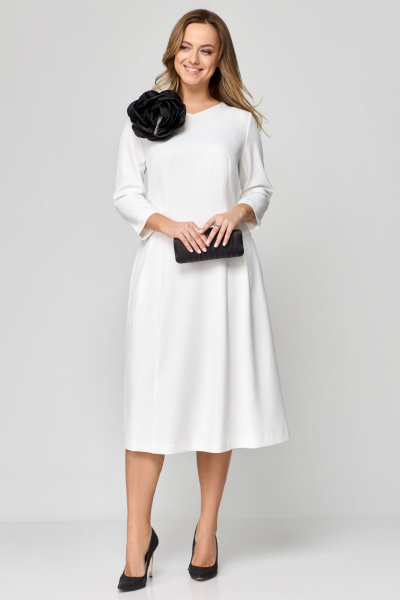 Платье А-образного силуэта с v-образным вырезом и декоративными подрезами Мишель стиль 1180 белый - фото 1