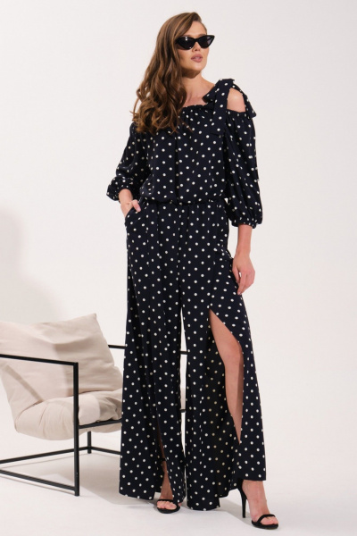 Круглогодичный комбинезон палаццо со вставками из текстиля и резинками VI ORO VR-1121 темно-синий/горох - фото 1