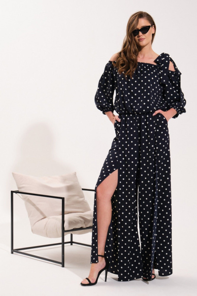 Круглогодичный комбинезон палаццо со вставками из текстиля и резинками VI ORO VR-1121 темно-синий/горох - фото 6