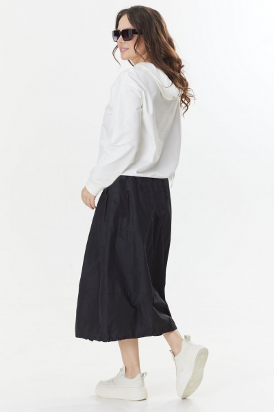 Худи и юбка в стиле карго из плащевой ткани и трикотажа Магия моды 2401 белый-черный - фото 2