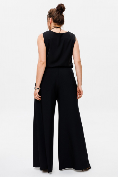 Черный базовый топ из вискозы и текстиля для образов Anelli 1440 черный - фото 4