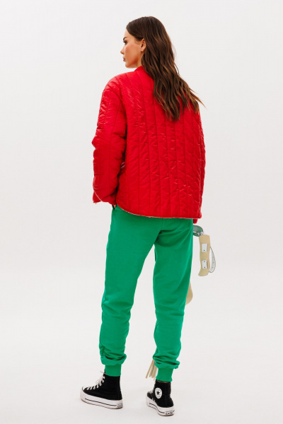 Красную демисезонную куртку оверсайз на заклепках Tattica 001 - фото 10