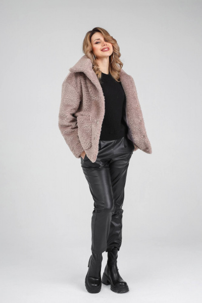 Пальто из искусственного меха с капюшоном и накладными карманами IUKONA 6031 лиловый - фото 4