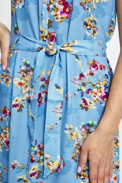 Платье До колен голубое с поясом из вискозы Femme & Devur 4620 2.34F(170) - фото 4