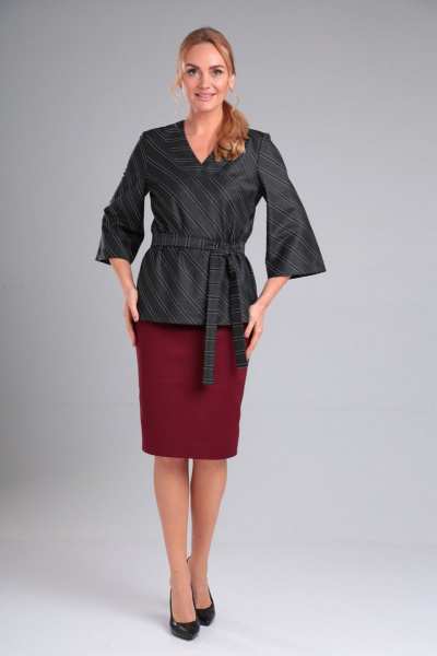 Двухпредметный деловой комплект блузка и юбка из вискозы Gamma Gracia 406 марсала_темно-серый_полоска - фото 4