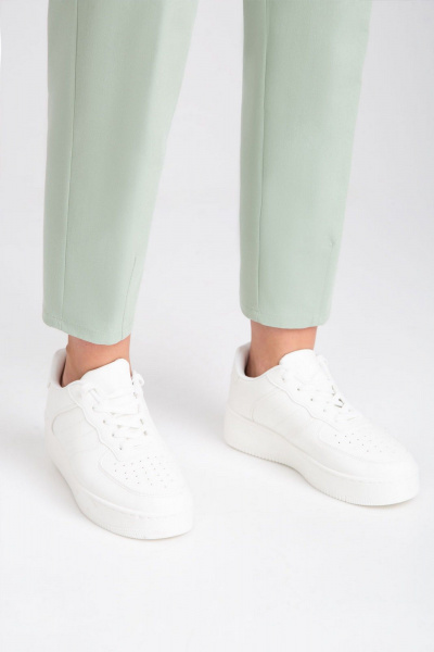 Зеленые джинсы летние полуприлегающего силуэта IVARI 306 зеленый - фото 7