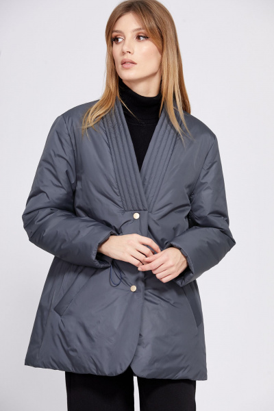 Демисезонная плащевая куртка с кулисой и металлич. нашивкой EOLA 2545 синий - фото 1