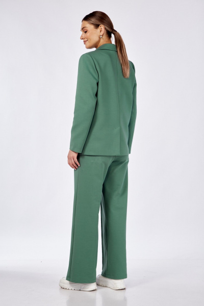 Комплект брюки жакет и футболка из текстиля в деловом стиле Диомант 1947 зелень - фото 3