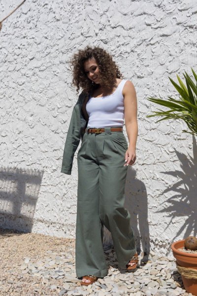 Леновый костюм 2-ка: брюки с поясом и рубашка оверсайз EZER 2042 хаки - фото 24