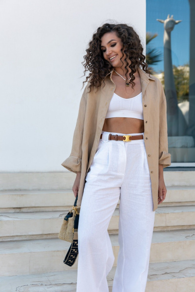 Льняной костюм 2-ка: бежевые брюки и рубашка с пуговицами EZER 2044 песочный_белый - фото 3