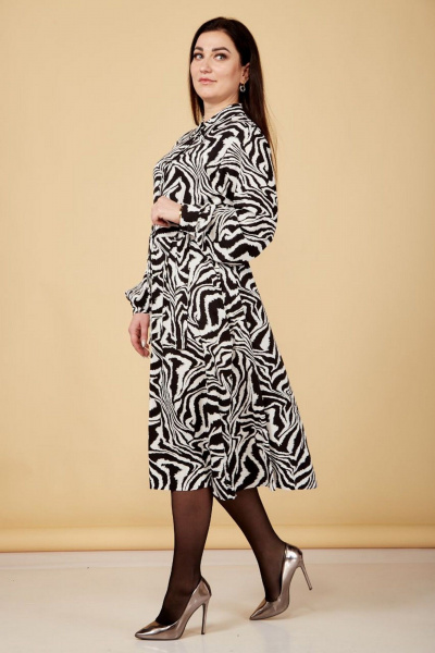Эффектное платье с защипом и декоративной пряжкой Nati Brend 0010 белый_черный - фото 8