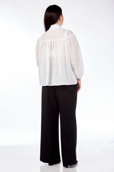 Белая блузка с рубашечным воротником и сборками Nati Brend 0013 белый - фото 6