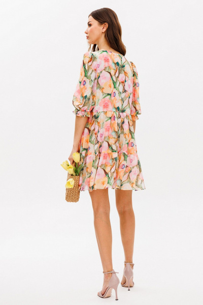 Платье с V-образным вырезом и притачным воланом Butеr 2765 персиковый - фото 7