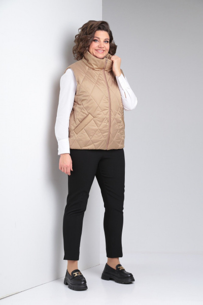 Бежевый жилет из стеганой плащевки с карманами Takka Plus 23-192/2 беж - фото 8