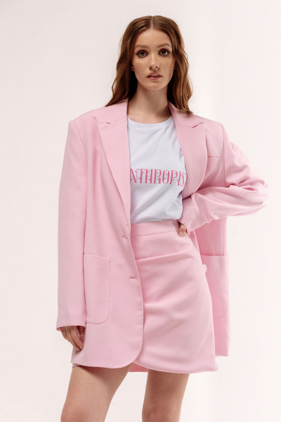 Деловой свободный жакет из костюмной ткани с карманами FLAIM 1050 розовый - фото 7