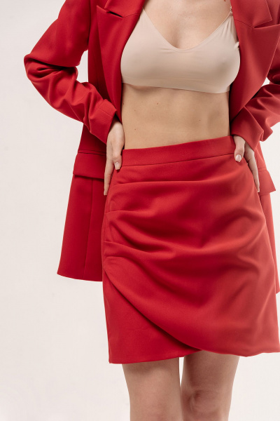Красная юбка на запах с складками и подкладкой FLAIM 1051.02 красный - фото 5