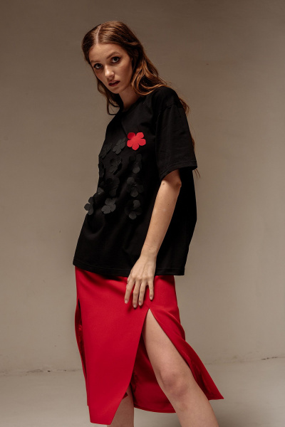 Черная майка с цветами и укороченным рукавом FLAIM 1055 черный - фото 4