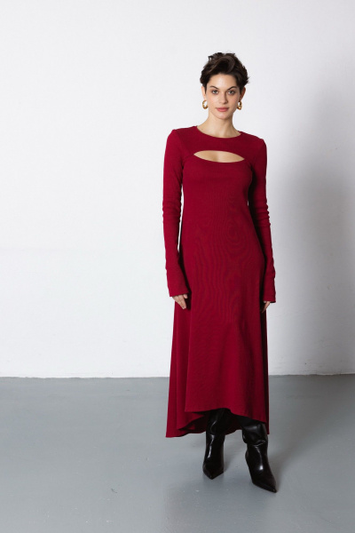 Красное платье из трикотажа с асимметричным низом Krasa М379-24 бордо - фото 1