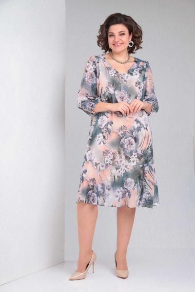 Свободное платье с кокеткой и клёшевым воланом Асолия 2672 - фото 11