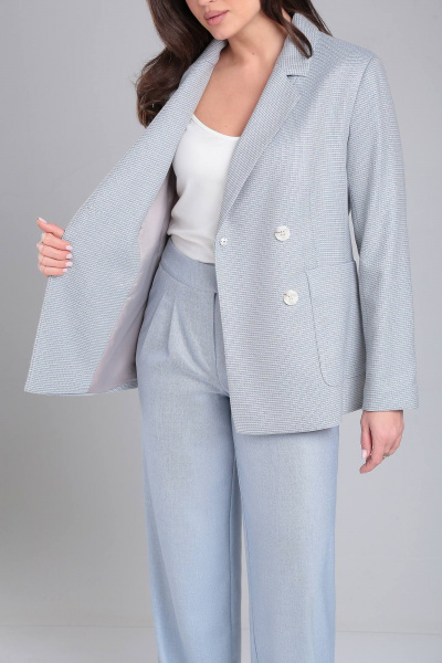 Голубой жакет с накладными карманами и декоративными пуговицами LeNata 11347 голубая-лапка - фото 4