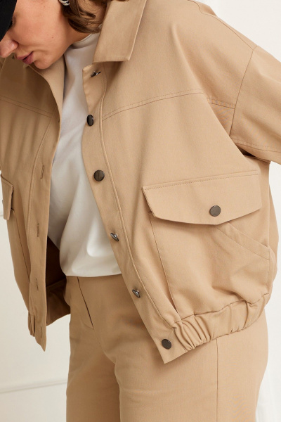 Бежевый комплект бомбер и джинсовые брюки в стиле оверсайз BegiModa 3061 кэмел - фото 8