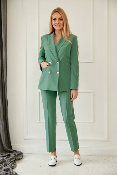 Классический костюм из текстиля с зауженными брюками 7/8 Azzara 928А - фото 1