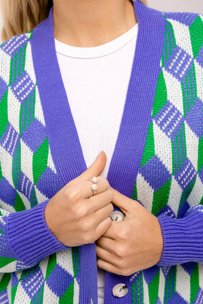Кардиган в мультиколоре из трикотажа для стильных образов Romgil 826ПТЗ фиолетовый,изумрудно-зеленый,белый - фото 4
