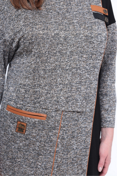 Полуприлегающее платье из трикотажа с кожаными деталями Le Collect 344 серо-черный - фото 7