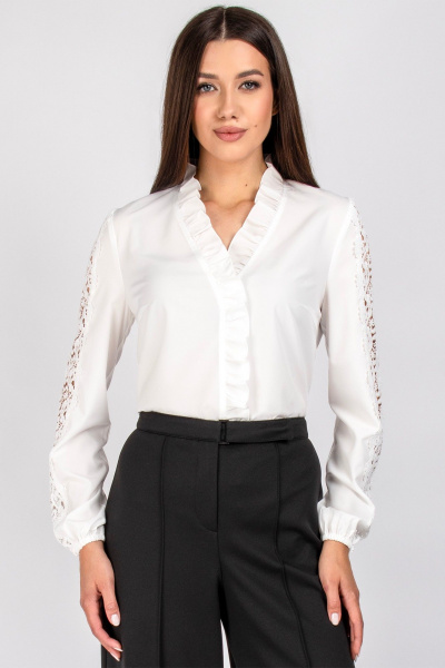 Блуза деловая прямая с рюшами, гипюром и кружевом придает шик VIZAVI 652 молоко - фото 12