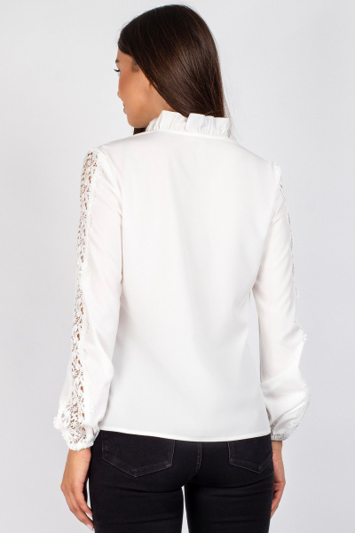 Блуза деловая прямая с рюшами, гипюром и кружевом придает шик VIZAVI 652 молоко - фото 11