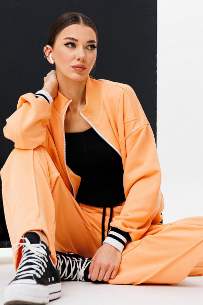 Спортивный костюм бомбер и брюки из трикотажного полотна Butеr 2794 персик - фото 12