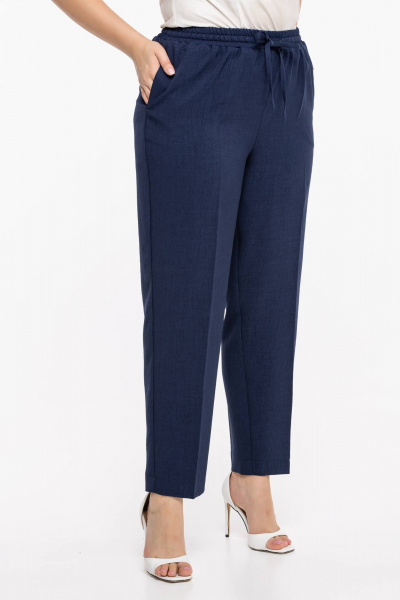 Комфортные брюки на резинке с карманами и длиной 7/8 Avila 0957 темно-синий - фото 6