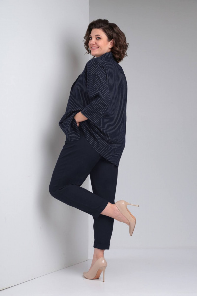 Брюки, жакет LadisLine 1491 полоска/синий - фото 3