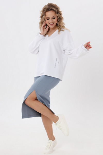 Джемпер свободного кроя с разрезами и V-образным вырезом Angelina & Сo 973 - фото 7