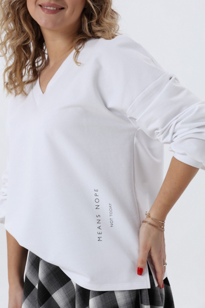 Джемпер свободного кроя с разрезами и V-образным вырезом Angelina & Сo 973 - фото 3