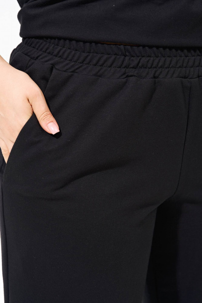 Костюм из трикотажа полуприлегающего силуэта, демисезонный IVA 1574 черный - фото 7