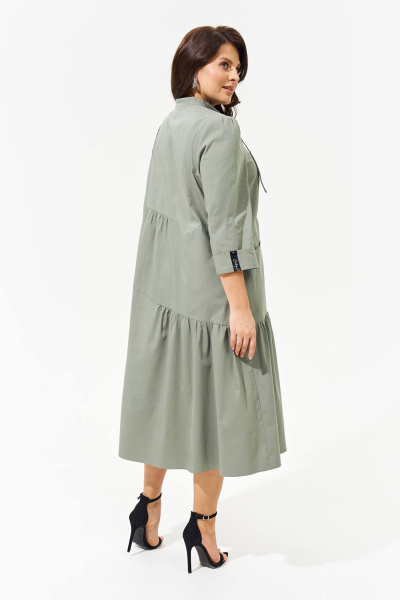 Платье из хлопкового поплина с воланами и асимметрией, летнее IVA 1571 хаки - фото 5