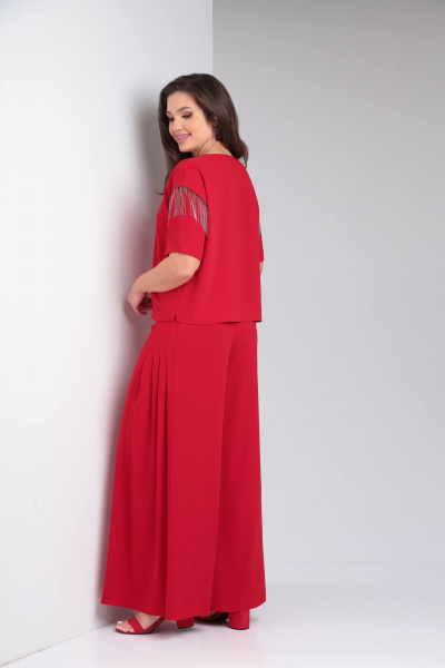 Костюм из блузы и брюков с разрезами и тесьмой Vilena 944 красный - фото 8