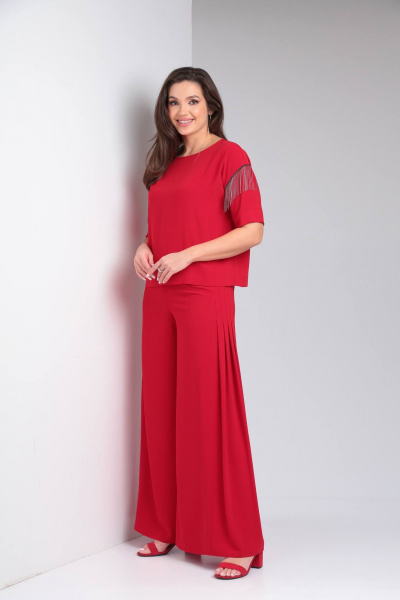 Костюм из блузы и брюков с разрезами и тесьмой Vilena 944 красный - фото 4